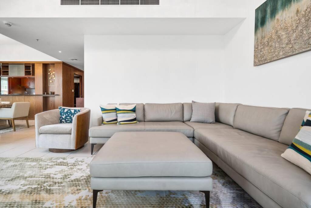 Spectacular Burj & Fountain View - Luxurious 3 Bedrooms & Maids Room - The Residences 두바이 외부 사진