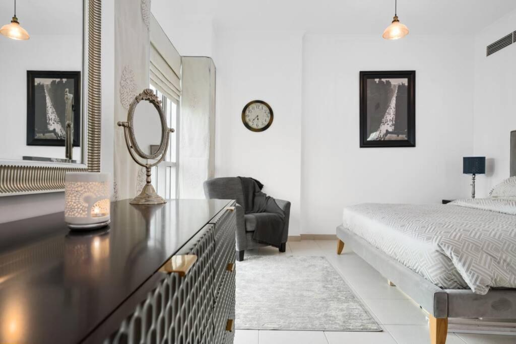 Spectacular Burj & Fountain View - Luxurious 3 Bedrooms & Maids Room - The Residences 두바이 외부 사진