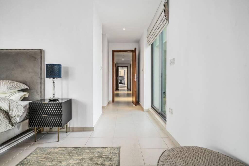 Spectacular Burj & Fountain View - Luxurious 3 Bedrooms & Maids Room - The Residences 두바이 외부 사진
