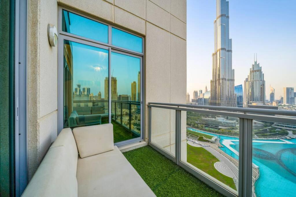 Spectacular Burj & Fountain View - Luxurious 3 Bedrooms & Maids Room - The Residences 두바이 외부 사진