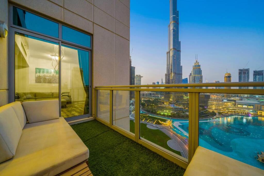 Spectacular Burj & Fountain View - Luxurious 3 Bedrooms & Maids Room - The Residences 두바이 외부 사진
